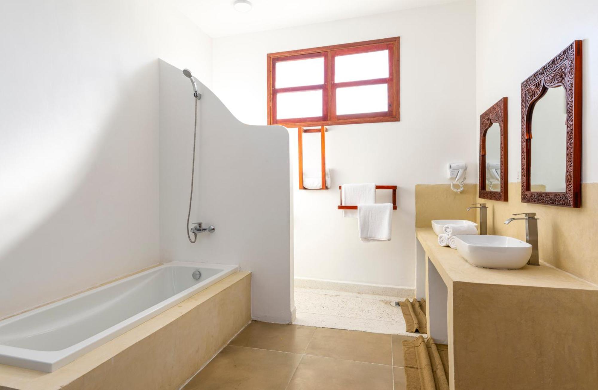 Tasneem Islamic Luxury Suites Jambiani  Dış mekan fotoğraf